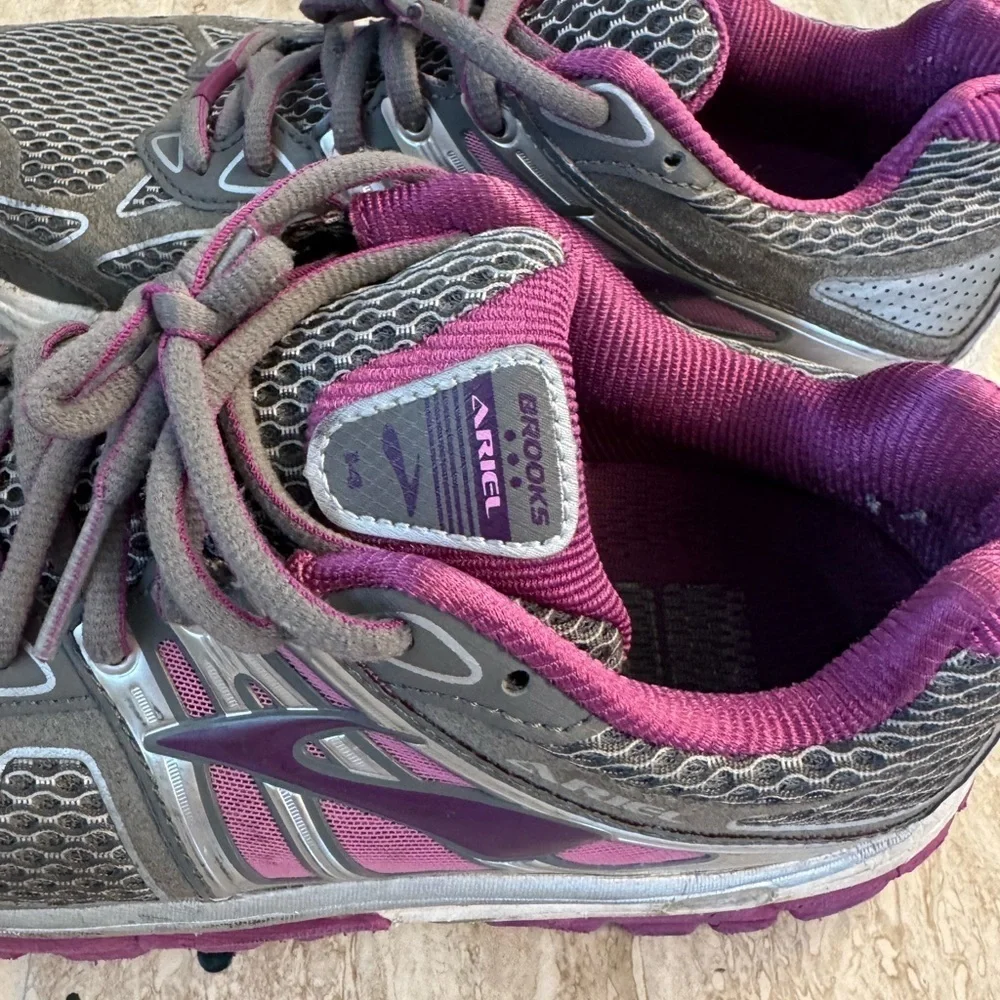 Women's Brooks Ariel 14 Running & Walking Sneakers in Gray/Purple